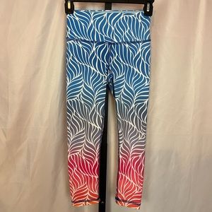 Kali Red and Blue Ombre Cropped Athletic Leggings, size XXS
